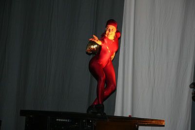 Spannung bei der Eröffnungs-Show. (Archiv: Vogel Business Media)