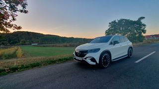 Nach der Limousine ist der EQE jetzt auch als SUV erhältlich. (Bild: Mauritz –  VCG)