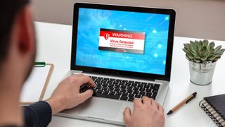 Ransomware-Angriffe und Drogenhandel über das Darknet sind die Mehrheit der Ermittlungsverfahren die an der Landeszentralstelle Cybercrime von der Generalstaatsanwaltschaft Koblenz bearbeitet werden. (Bild: Rawf8 - stock.adobe.com)