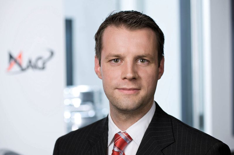 „Die von MAG entwickelte Technik für direkte Zuführung des Stickstoffs an die Werkzeugschneide ist hochproduktiv, kontaminationsfrei und umweltfreundlich“, betont MAG-Technikchef Lang. (Bild: MAG)