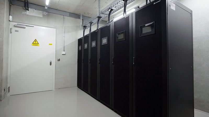 Abbildung 2: Die „Wisus-Li“ – Lithium-Ionen-Batterielösung im Rechenzentrum. 