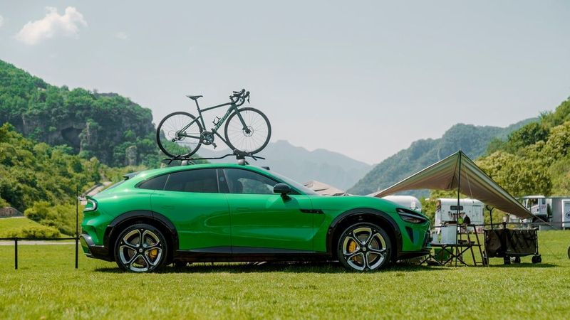 Selbst seine von außen gedrungen wirkende Dachlinie ermöglicht innen ein luftiges Raumgefühl. (Bild: Xiaomi)