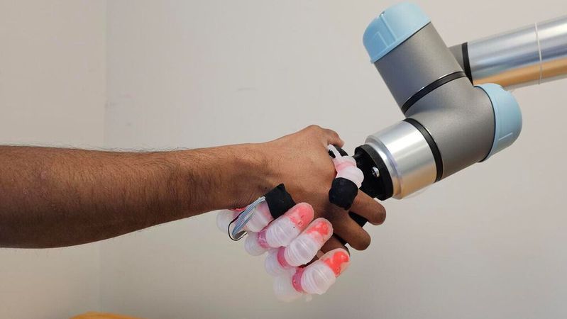 The aim of the researchers at John Hopkins University was to develop a more natural prosthesis that functions and feels like a lost limb.(Image: University Johns Hopkins)