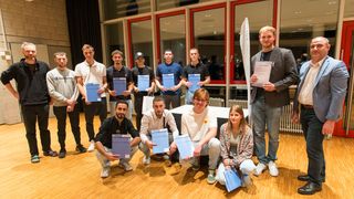 In der FILharmonie in Filderstadt erhielten die neuen Kfz-Gesellen aus Esslingen-Nürtingen ihre Gesellenbriefe. (Bild: KHS Esslingen-Nürtingen/Peter Dietrich)