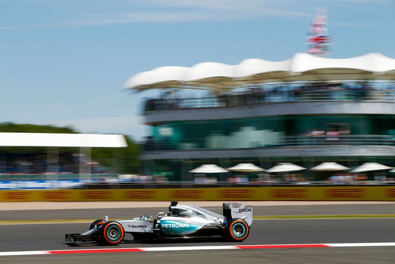 Rückblick auf eine erfolgreiche Formel-1-Saison für Mercedes AMG Petronas und EBM-Papst. (Bild: Daimler)