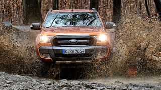 Der neue Ford Ranger ist mehr als nur schöner Schein. Der neue Pickup verfügt über echte Offroad-Eigenschaften, kann aber auch wie ein PKW gefahren werden. (Foto: Ford)