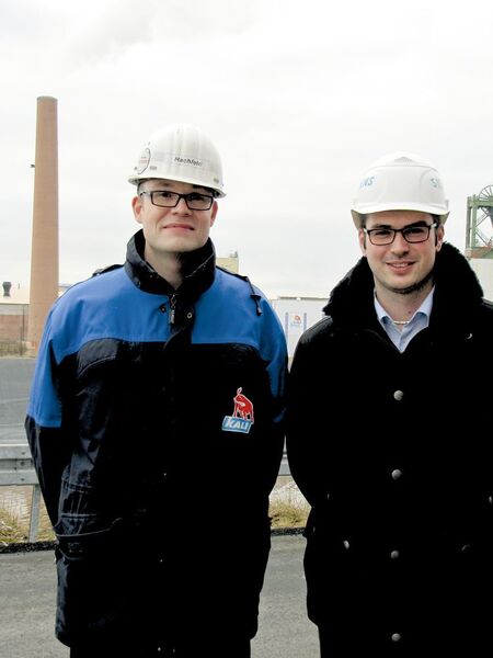 Die Projektleiter Christoph Hachfeld (K+S Kali) und Matthias Rüttiger (Siemens) freuen sich über den störungsfreien Betrieb der Anlage. (Bild: Siemens)