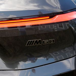 Bis zu 619 PS: Wie es sich für einen BMW mit M gehört, ist ordentlich Power vorhanden.(Bild:  Autoren-Union Mobilität/Kimura)