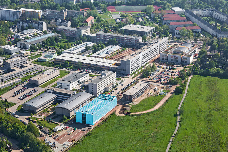 Am Fraunhofer-IWU in Chemnitz ist einer der Demonstratoren, der Pilotanwendungen der E³-Produktion verdeutlicht, bereits in der finalen Anlaufphase. (Bild: Fraunhofer-IWU/Peter Schubert, Dresden)