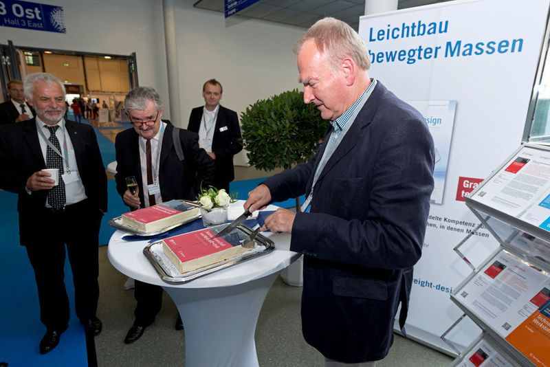 Eindrücke von der Werkstoffwoche Dresden 2015. (Bild: Werkstoffwoche Dresden)