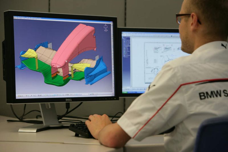 Hightech-Computer und entsprechende Software unterstützen die Konstrukteure bei der Entwicklung aerodynamischer Autos. (Archiv: Vogel Business Media)