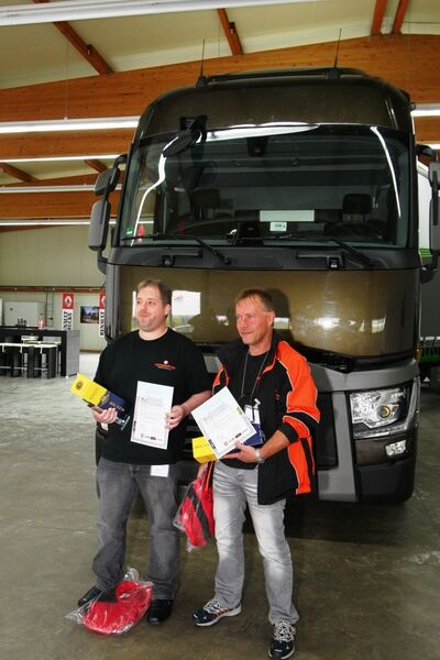 Den Sieg der Renault Trucks Optifuel Challenge 2014 in Deutschland errangen Marc Church und Rolf Girndt für die Spedition Fehrenkötter. (Bild: Renault)