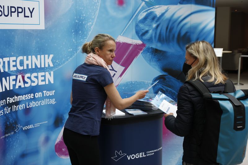 Weitere Impressionen der LAB-SUPPLY Berlin 2022.    Mehr Infos zu den kommenden LAB-SUPPLY-Messen finden Sie auf www.lab-supply.info.  (C. Lüttmann, LABORPRAXIS)