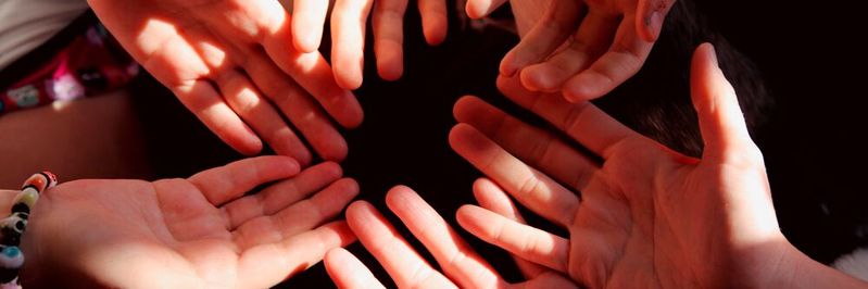 Man möchte seinem Kunden so nah wie möglich sein. Doch Social Distancing erschwert die Situation. Man möchte seinem Kunden so nah wie möglich sein. Doch Social Distancing erschwert die Situation.