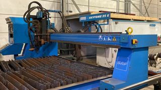 Das CNC-Plasmascheiden ist im Auktionsangebot von Surplex mit dieser SAF Oxytome 25E vertreten. (Bild: Surplex)