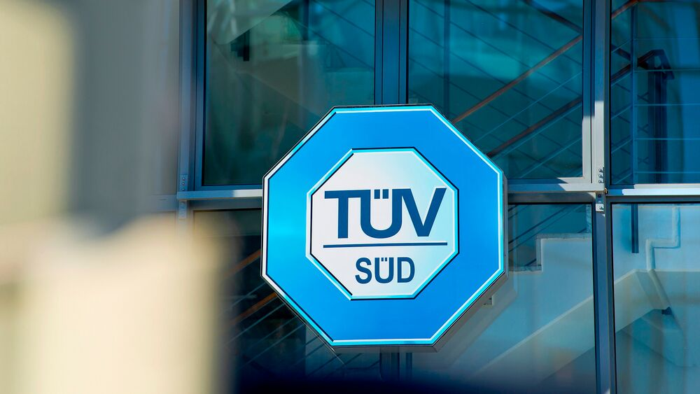 TÜV Süd und QuantPi prüfen KI in Robotern sicher