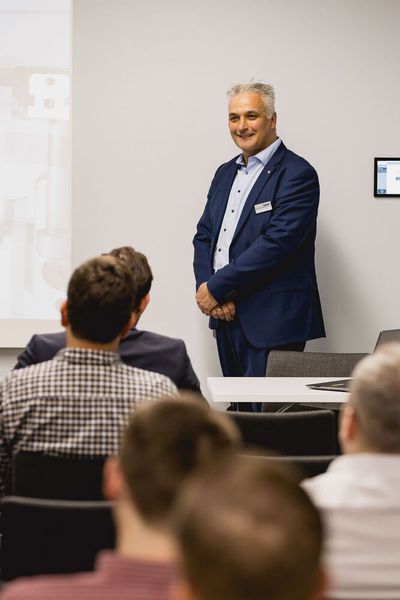 Impressionen vom Anwenderkongress Steckverbinder 2025. (Bild: Stefan Bausewein)