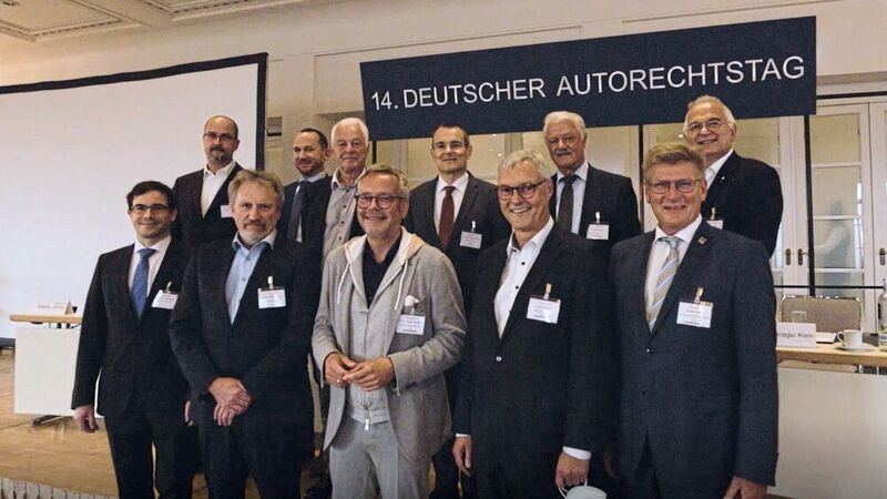 Die Referenten sind Experten in Sachen Automobilrecht und informierten auf dem Petersberg über geänderte und neue Rechtslagen. (Deutscher Autorechtstag)
