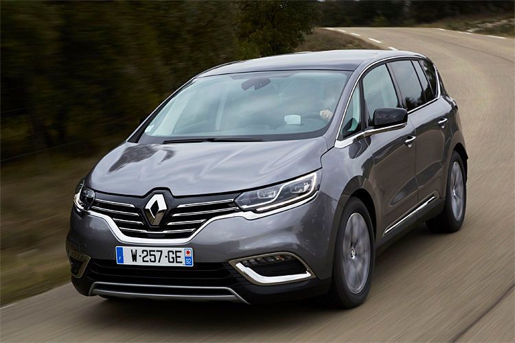 Als Crossover vereint die fünfte Generation des Renault Espace die SUV- und Van-Merkmale mit der Fahrdynamik und dem Komfort einer Oberklasse-Limousine. (Foto: Renault)
