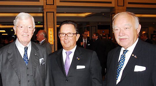 Präsidenten unter sich: (v.li.) ZDK-Präsident Robert Rademacher und seine beiden Vorgänger Rolf Leuchtenberger und Bernhard Enning. (Archiv: Vogel Business Media)