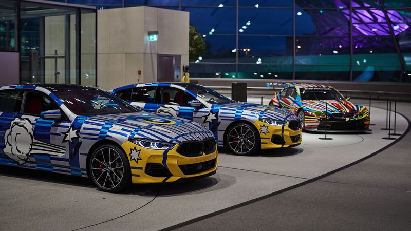 In einer Auflage von 90 Exemplaren produzierte BMW mit Jeff Koons künstlerisch gestaltete Fahrzeuge als mobile Kunstwerke. (Bild: Editorial Use only)