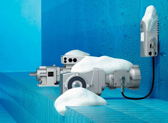 The nsd tupH surface treatment is available for Nordac On/On+ as well as the IE5+ synchronous motor and the Duodrive geared motor.(Source:  Nord Drivesystems)