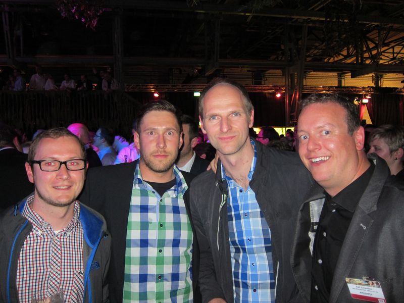 (v. l.) Michael Hommel und Patrick Welzel, Komsa, mit Marco Eckstein, bluechip, und Ralf Schweitzer, GSD (Bild: IT-BUSINESS)