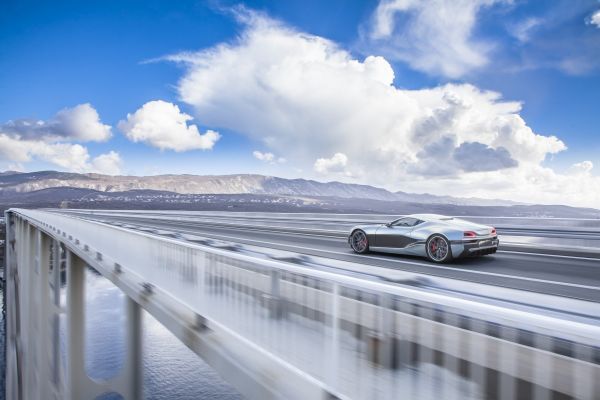 Soll bald in Serie gehen: Der elektrisch angetriebene Supersportwagen Concept One mit 800 kW (Bild: Rimac Automobili)