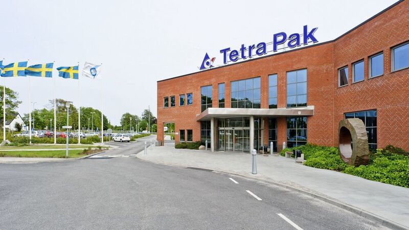 Tetra Pak hat eine Initiative gestartet, bei der das Unternehmen mit seinen strategischen Partnern und Kartonherstellern zusammenarbeitet, um nachhaltige Lebensmittelverpackungen zu entwickeln. (Tetra Pak)