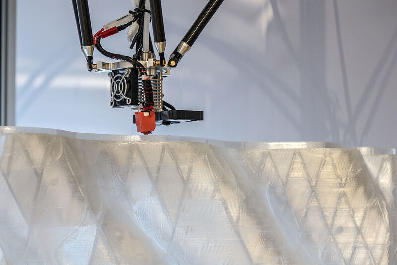 Das funktionsintegrierte Fassadenelement kommt aus dem 3D-Drucker.  (Andreas Heddergott / TU Muenchen)