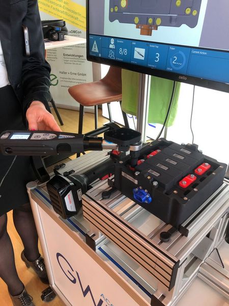 Zum Einsatz kamen hierbei die elektrischen Drehmomentschlüssel von GWK. (Bild: VCG/Juliana Pfeiffer)