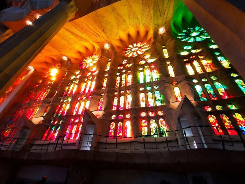 1,5 stündige Innenbesichtigung der beeindruckenden Sagrada Familia  (Aetka)