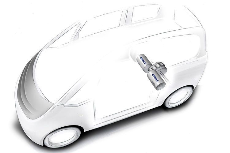 Im viersitzigen Demonstratorfahrzeug „Meet“ übernehmen zwei 48-Volt-Motoren mit insgesamt 28 kW Dauerleistung und ein zentrales eistufiges Getriebe den Hinterradantrieb. Das leichte Fahrzeug gibt es erstmals auf der IAA 2017 zu sehen. (Mahle)