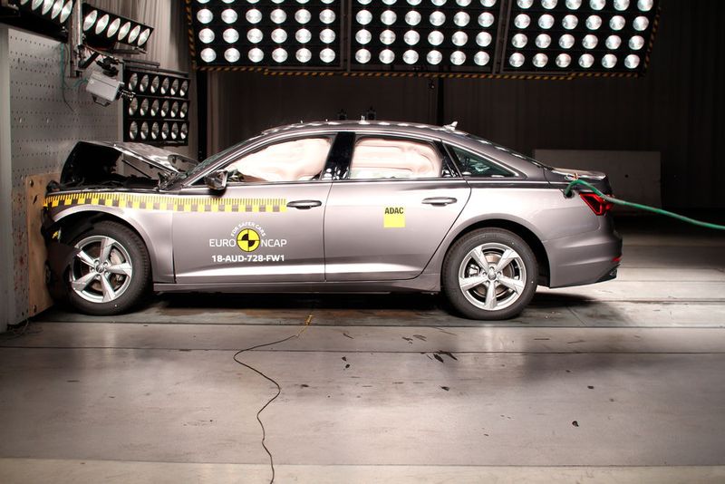 Euro-NCAP hat vier neue Fahrzeuge dem Crashtest unterzogen. Der Audi A6 ... (Bild: Euro-NCAP)