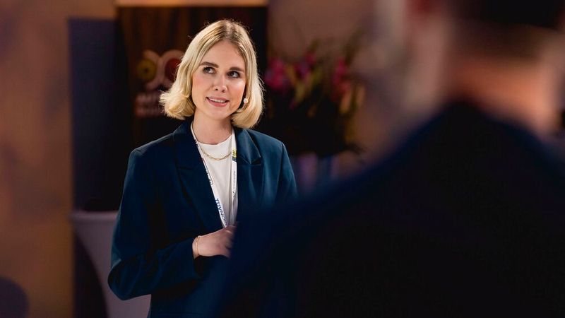 Seine Kollegin Christina Schürmann zeigte, dass Social Recruiting auch in der Automobilbranche durchaus eine Alternative zu klassischen Stellenanzeigen sein kann. (Bild: Stefan Bausewein)