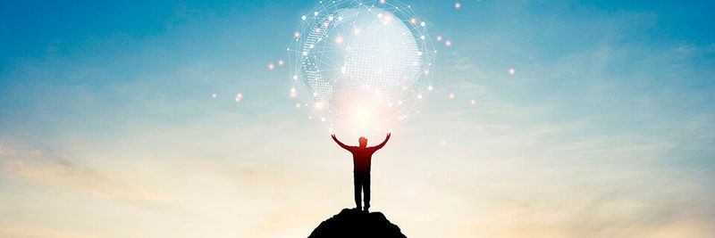 Dezentrale, heterogene Systeme, die auf offene Zusammenarbeit, die Integration unterschiedlicher Komponenten und damit auf eine Interoperabilität unterschiedlicher Welten setzen, sind die Basis technischer Souveränität. Dezentrale, heterogene Systeme, die auf offene Zusammenarbeit, die Integration unterschiedlicher Komponenten und damit auf eine Interoperabilität unterschiedlicher Welten setzen, sind die Basis technischer Souveränität.