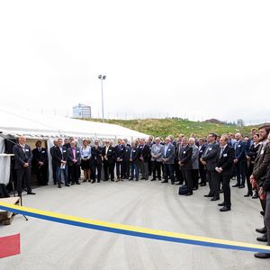 Zur Einweihung der neuen Großanlage bei AP&T waren zahlreiche Gäste nach Ulricehamm gekommen.