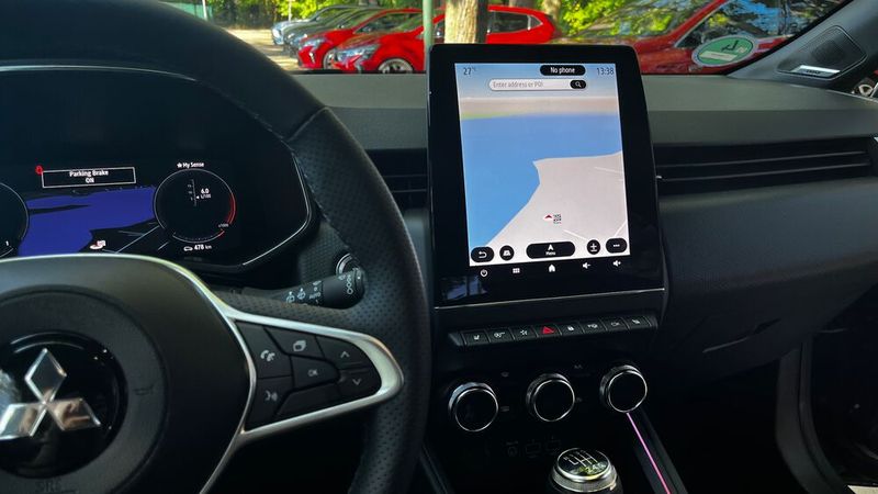 Das Navi gibt es in der Top- und der Intro-Ausstattung. (Bild: Simon – VCG)