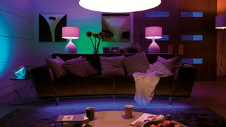 dbsh-google-2018-14-07-philips-hue-gestalten-mit-licht (Quelle: Philips Lightning)