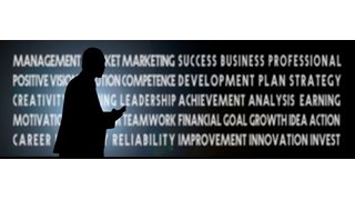 Mit einem neuen Lehrgang soll der wachsende Bedarf an KI Managern befriedigt werden. Angsprochen sind Entscheider aus den Bereichen strategische Unternehmens- und Geschäftsentwicklung, Digitalisierung sowie operativ tätige Projektmanager. (Bild: Pixabay)