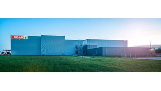 Das Spar-Zentrallager in Wels gilt als eines der innovativsten Logistikzentren Österreichs und ist auch international ein Vorzeigeprojekt. (SPAR/PG Studios)