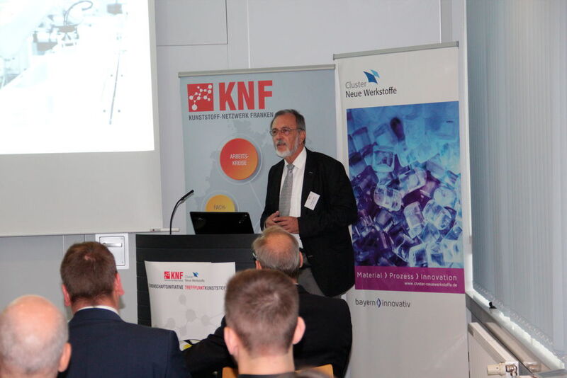 Dr. Klaus Funk setzt auf Vernetzung, Kooperation und Vertrauen, um den Anschluss an den Digitalen Zug in Deutschland und weltweit nicht zu verlieren. Digitalisierung sei eine epische Angelegenheit, die umfassendes Denken in die richtige Richtung mit Beteiligung aller Industriezweige und Experten erfordere. (Königsreuther)