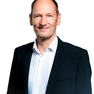 Thomas Hartkämper, Executive Vice President Pharma Solid bei Syntegon: „Das OSD Customer Center unterstützt unsere Kunden und Mitarbeiter dabei, Formulierungs- und Herstellungsprozesse auf ein neues Niveau zu heben.“(Bild:  Syntegon)