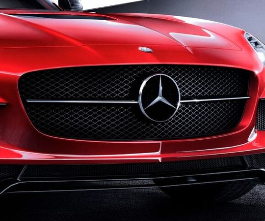 Eine Analyse von EY offenbart, dass manche Automobilkonzerne im letzten Jahr Rekordumsätze feiern durften. Die Nase vorn hat demnach Mercedes-Benz, das Schlusslicht heißt Ford. Und Probleme gibt es zunehmend am chinesischen Markt ...(Bild:  Mercedes-Benz)