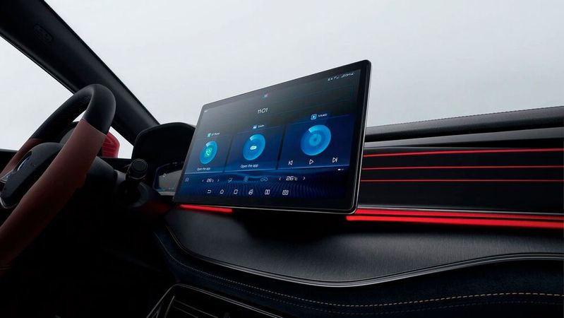 In China sollen in neuen Autos bestimmte Funktionen wieder direkt per haptischer Eingabe erreichbar sein – ohne Bildschirm.(Bild:  BYD)