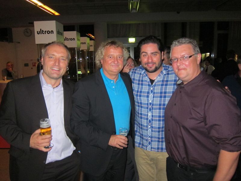 (v. l.) Oliver Schloegl, MemoryWorld, Joachim Paggen, Maxcom, Timo Kusian, Markensturm und Klaus Rüther, Atelco. (Vogel IT-Medien)