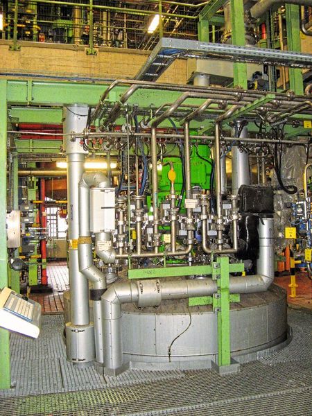 Bei Levaco Chemicals sorgt Prozessdampf für ordentlich Hitze in den Reaktoren. Damit der Energieträger so effizient wie möglich genutzt werden kann, setzt das Chemieunternehmen auf Venturidüsen-Kondensatableiter von EBE Engineering aus Essen. (EBE Engineering)