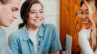 Gibt es jenseits des prominenten Modells der psychologischen Sicherheit Grundpfeiler in der Zusammenarbeit, um die Zufriedenheit und Effektivität von Teams zu stärken? (Bild: gemeinfrei)