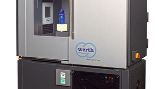 Das Messgerät ist leicht, es braucht wenig Platz und ist auch für Inline-Anwendungen geeignet. (Werth Messtechnik)