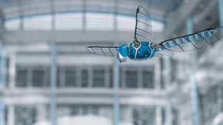 Das komplexe Flügelschlagprinzip der Libelle wurde im Bionic-Opter von Festo erstmals technisch realisiert. (Bild: Festo)